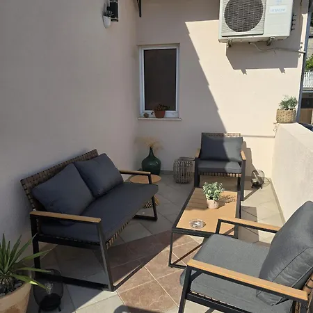 Joy- Paradise Near Split By Istra Vacation Villa